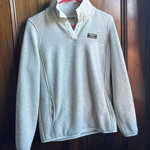 LL Bean Women’s Ivory Fleece Size S Reg